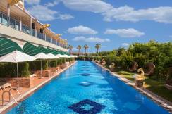 DELPHIN IMPERIAL Pools & Beach